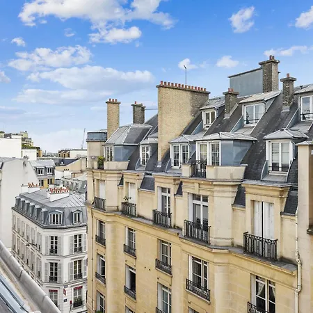 Avec Balcon L'arc De Triomphe Apartment